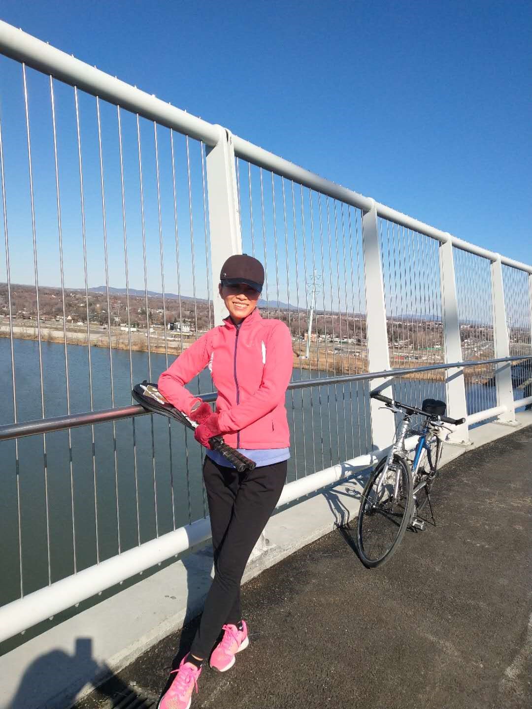 Chunling Cycliste.jpg