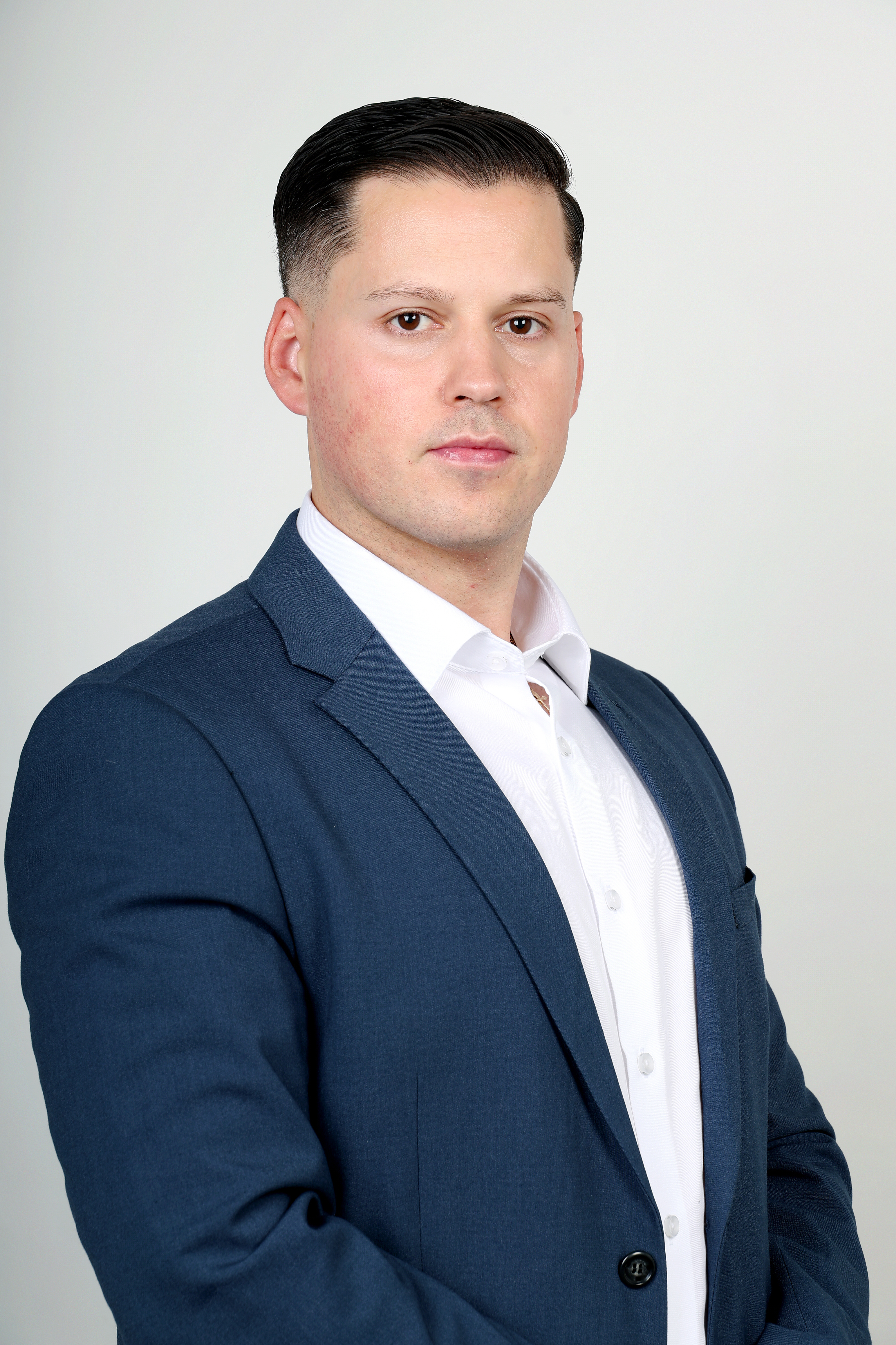 Porfile Picture.JPEG (1)